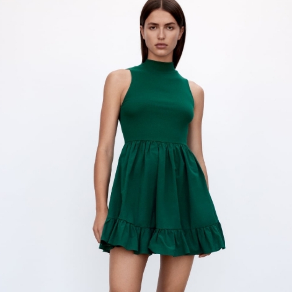 ZARA VOLUMINOUS DRESS IN DARK GREEN